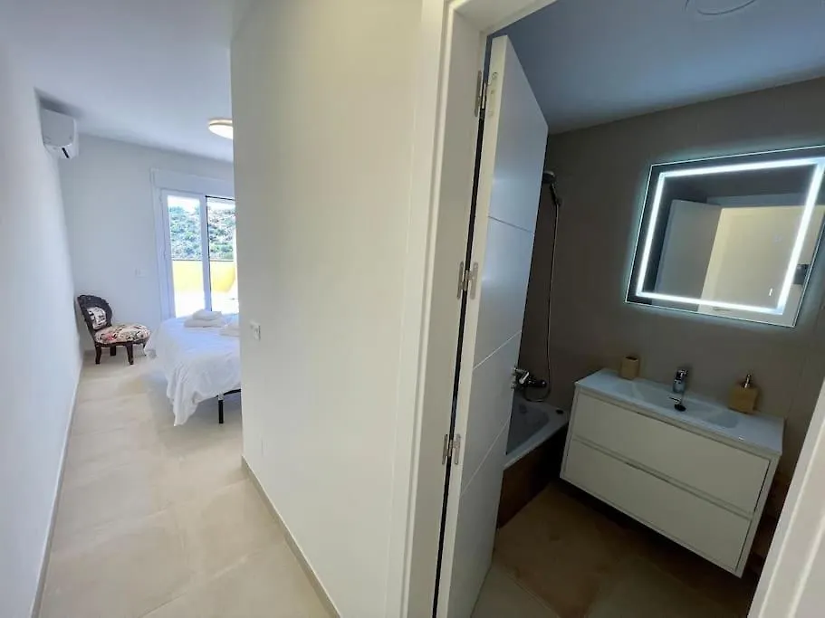מיחאס 4New, 2 Bed 2 Bath Apartment Built 2024 With Community Pool And Local Beach
