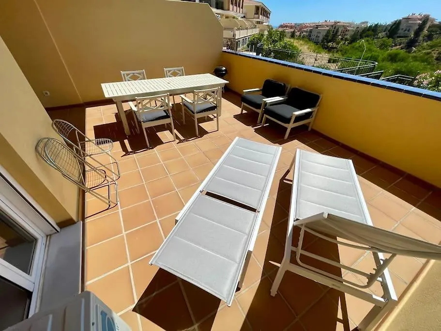 מיחאס 4New, 2 Bed 2 Bath Apartment Built 2024 With Community Pool And Local Beach