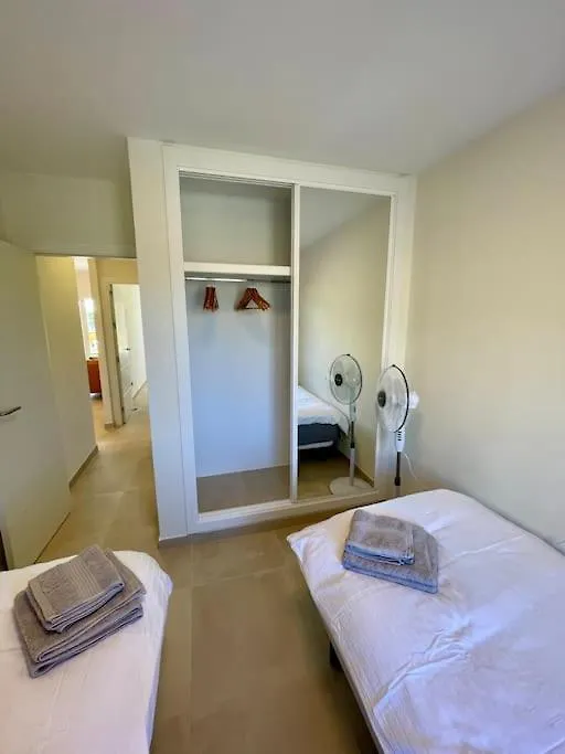 מיחאס 4New, 2 Bed 2 Bath Apartment Built 2024 With Community Pool And Local Beach